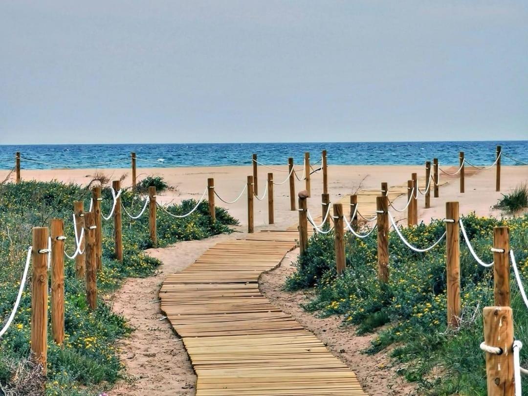 Apartamento a 5 minutos distancia de playa en Sagunto Exterior foto